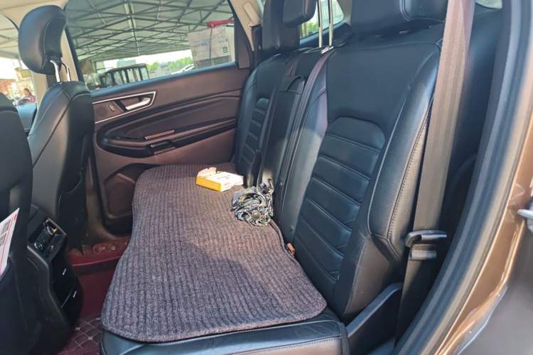 Used Ford Edge 2016 EcoBoost 245 Two-Wheel-Drive Titanium 7-Seater Left Rear Seat