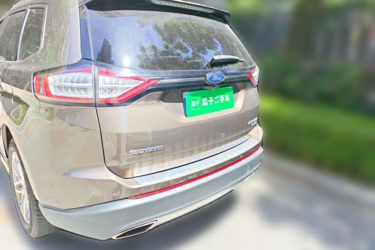 Used Ford Edge 2016 EcoBoost 245 Two-Wheel-Drive Titanium 7-Seater Rear Left 45 Deg