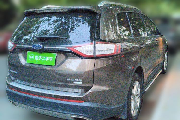 Used Ford Edge 2016 EcoBoost 245 Two-Wheel-Drive Titanium 7-Seater Rear Right 45 Deg