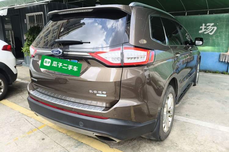 Used Ford Edge 2016 EcoBoost 245 Two-Wheel-Drive Titanium 7-Seater Rear Right 45 Deg