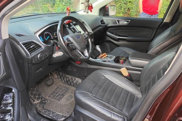 Used Ford Edge 2016 EcoBoost 245 Two-Wheel-Drive Titanium 7-Seater Driver Seat