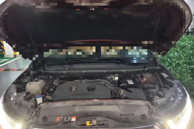 Used Ford Edge 2016 EcoBoost 245 Two-Wheel-Drive Titanium 7-Seater Engine Bay
