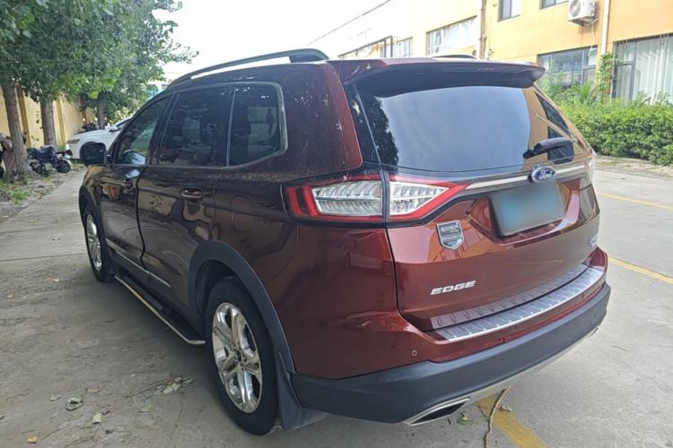Used Ford Edge 2016 EcoBoost 245 Two-Wheel-Drive Titanium 7-Seater Exterior 2