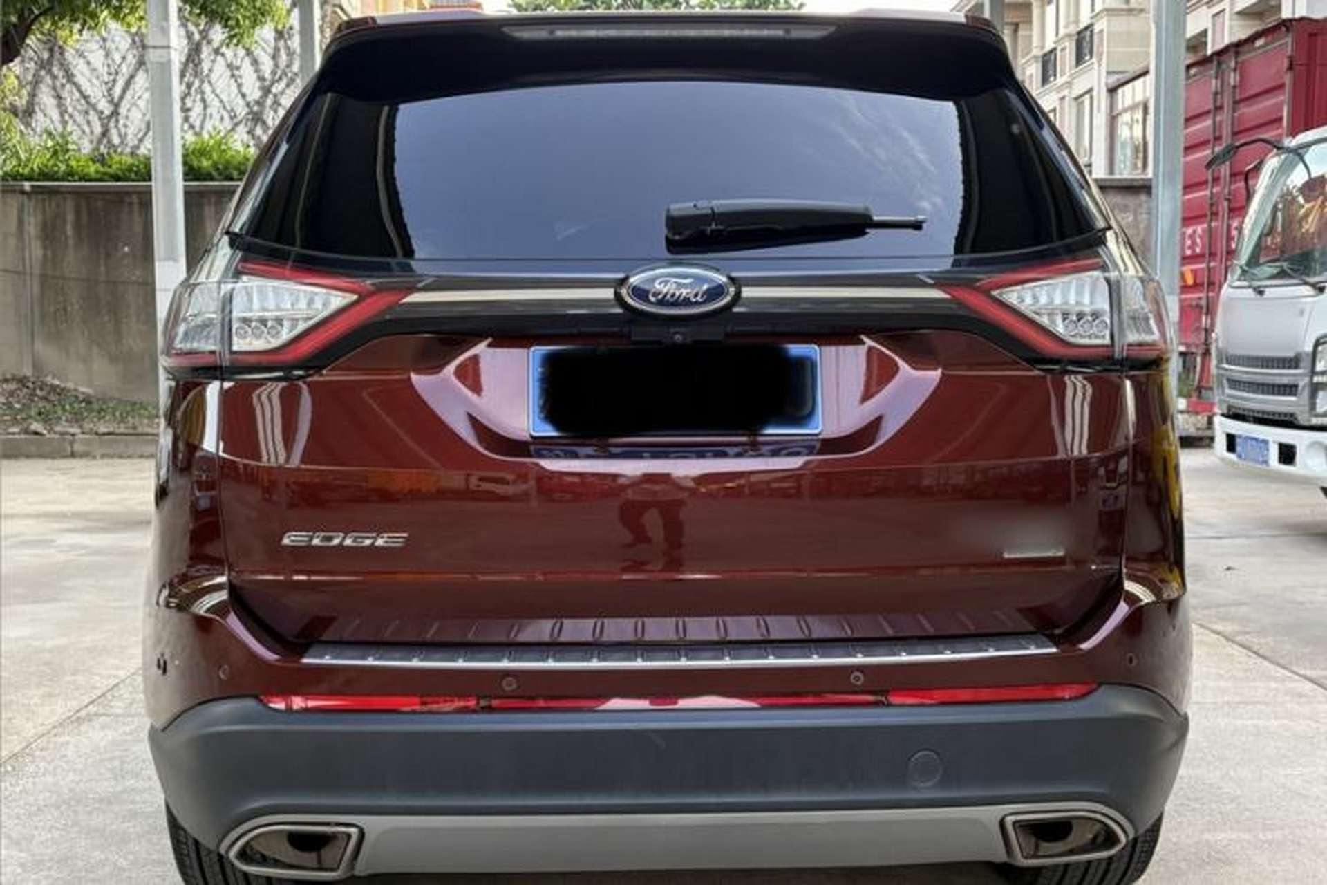 Used Ford Edge 2016 EcoBoost 245 Two-Wheel-Drive Titanium 7-Seater Exterior 7