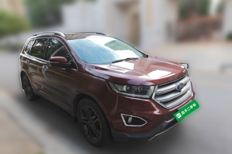 Used Ford Edge 2016 EcoBoost 245 Two-Wheel-Drive Titanium 7-Seater Front Right 45 Deg