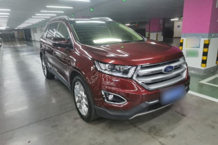 Used Ford Edge 2016 EcoBoost 245 Four-Wheel Drive Titanium 7-Seater Front Right 45 Deg