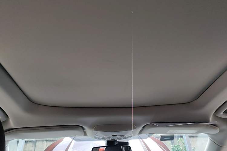 Used Ford Edge 2016 EcoBoost 245 Two-Wheel-Drive Titanium 7-Seater Headliner