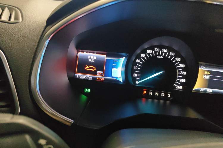 Used Ford Edge 2016 EcoBoost 245 Two-Wheel-Drive Titanium 7-Seater Instrument Cluster