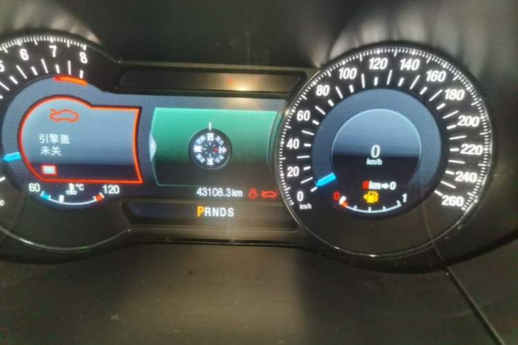 Used Ford Edge 2016 EcoBoost 245 Four-Wheel Drive Titanium 7-Seater Instrument Cluster