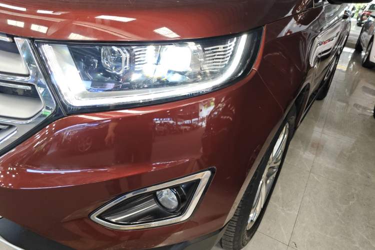 Used Ford Edge 2016 EcoBoost 245 Two-Wheel-Drive Titanium 7-Seater Left Front Headlight