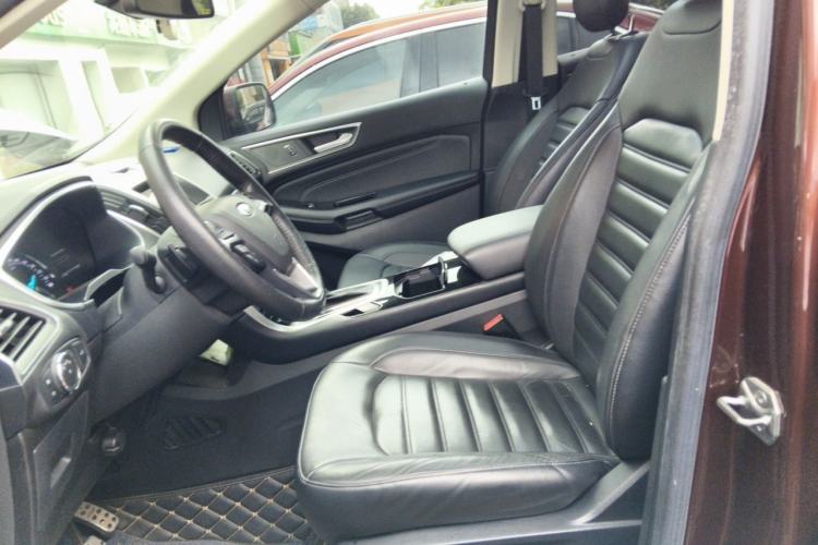 Used Ford Edge 2016 EcoBoost 245 Two-Wheel-Drive Titanium 7-Seater Left Front Seat