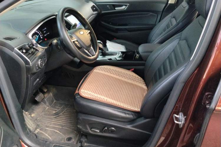 Used Ford Edge 2016 EcoBoost 245 Four-Wheel Drive Titanium Edition 7-Seater Left Front Seat