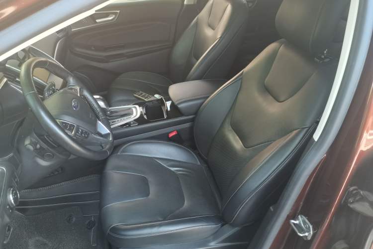 Used Ford Edge 2016 EcoBoost 245 Four-Wheel Drive Titanium 7-Seater Left Front Seat