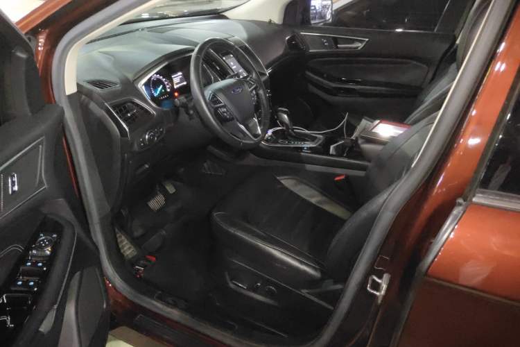 Used Ford Edge 2016 EcoBoost 245 Two-Wheel-Drive Titanium 7-Seater Left Front Seat