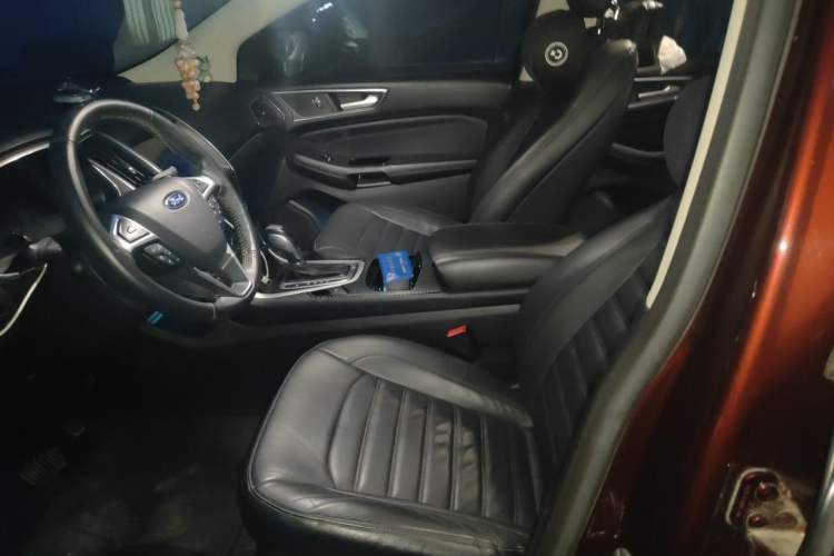 Used Ford Edge 2016 EcoBoost 245 Two-Wheel-Drive Titanium 7-Seater Left Front Seat