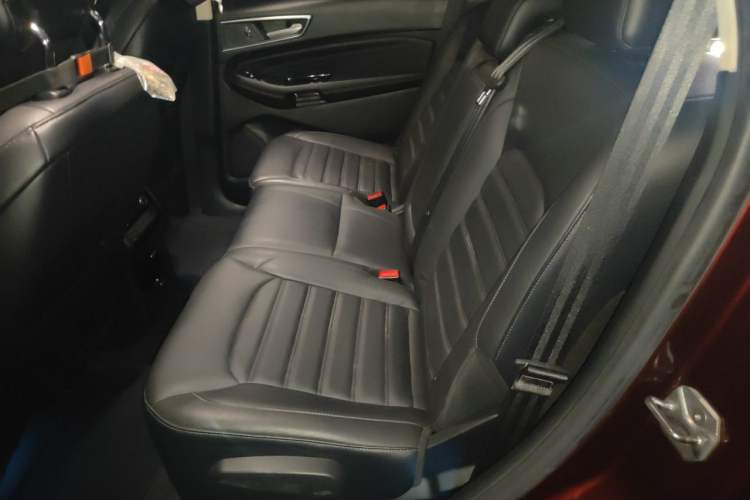 Used Ford Edge 2016 EcoBoost 245 Two-Wheel-Drive Titanium 7-Seater Left Rear Seat