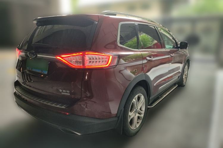 Used Ford Edge 2016 EcoBoost 245 Two-Wheel-Drive Titanium 7-Seater Rear Right 45 Deg