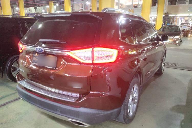 Used Ford Edge 2016 EcoBoost 245 Two-Wheel-Drive Titanium 7-Seater Rear Right 45 Deg
