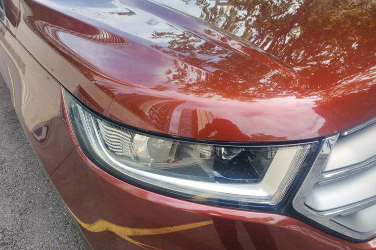 Used Ford Edge 2016 EcoBoost 245 Two-Wheel-Drive Titanium 7-Seater Right Front Headlight
