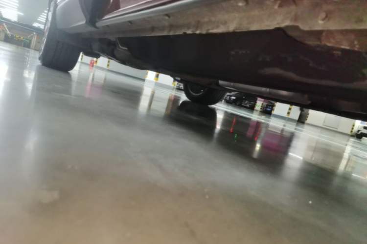Used Ford Edge 2016 EcoBoost 245 Four-Wheel Drive Titanium 7-Seater Right Side Sill