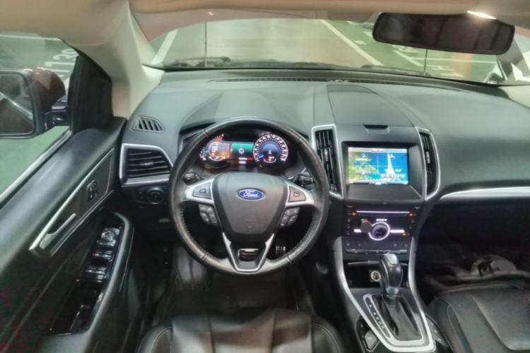 Used Ford Edge 2016 EcoBoost 245 Four-Wheel Drive Titanium 7-Seater Steering Wheel