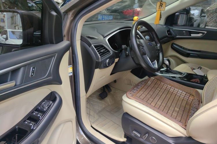 Used Ford Edge 2016 EcoBoost 245 Two-Wheel-Drive Titanium 7-Seater Driver Seat
