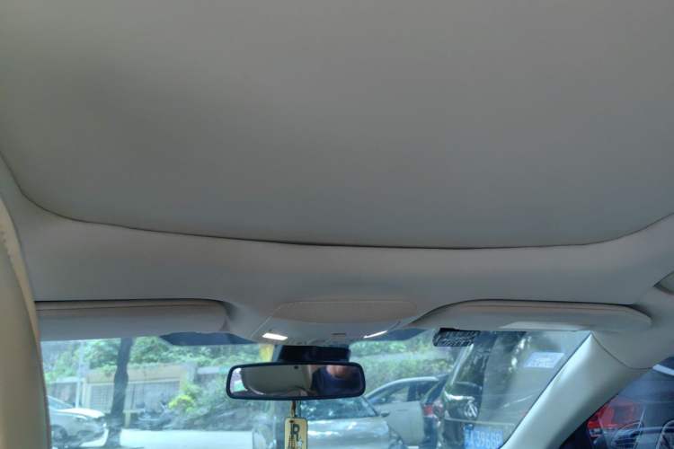 Used Ford Edge 2016 EcoBoost 245 Two-Wheel-Drive Titanium 7-Seater Headliner