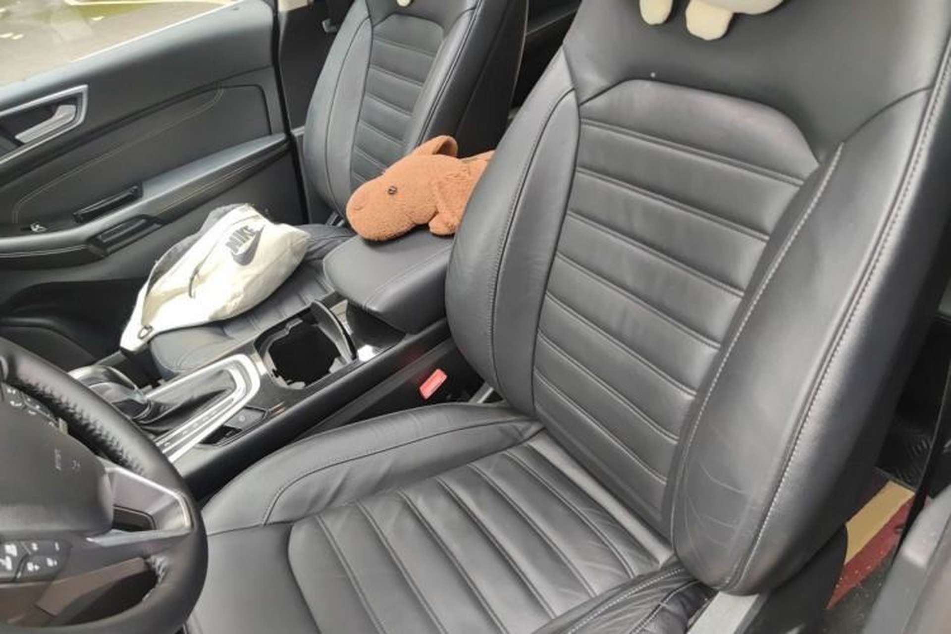 Used Ford Edge 2016 EcoBoost 245 Four-Wheel Drive Titanium Edition 7-Seater Left Front Seat
