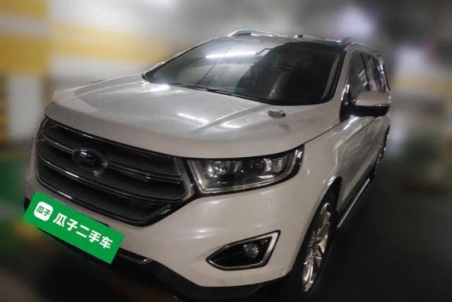 Ojetý Ford Edge 2016 EcoBoost 245 Four-Wheel Drive Titanium 7-Seater