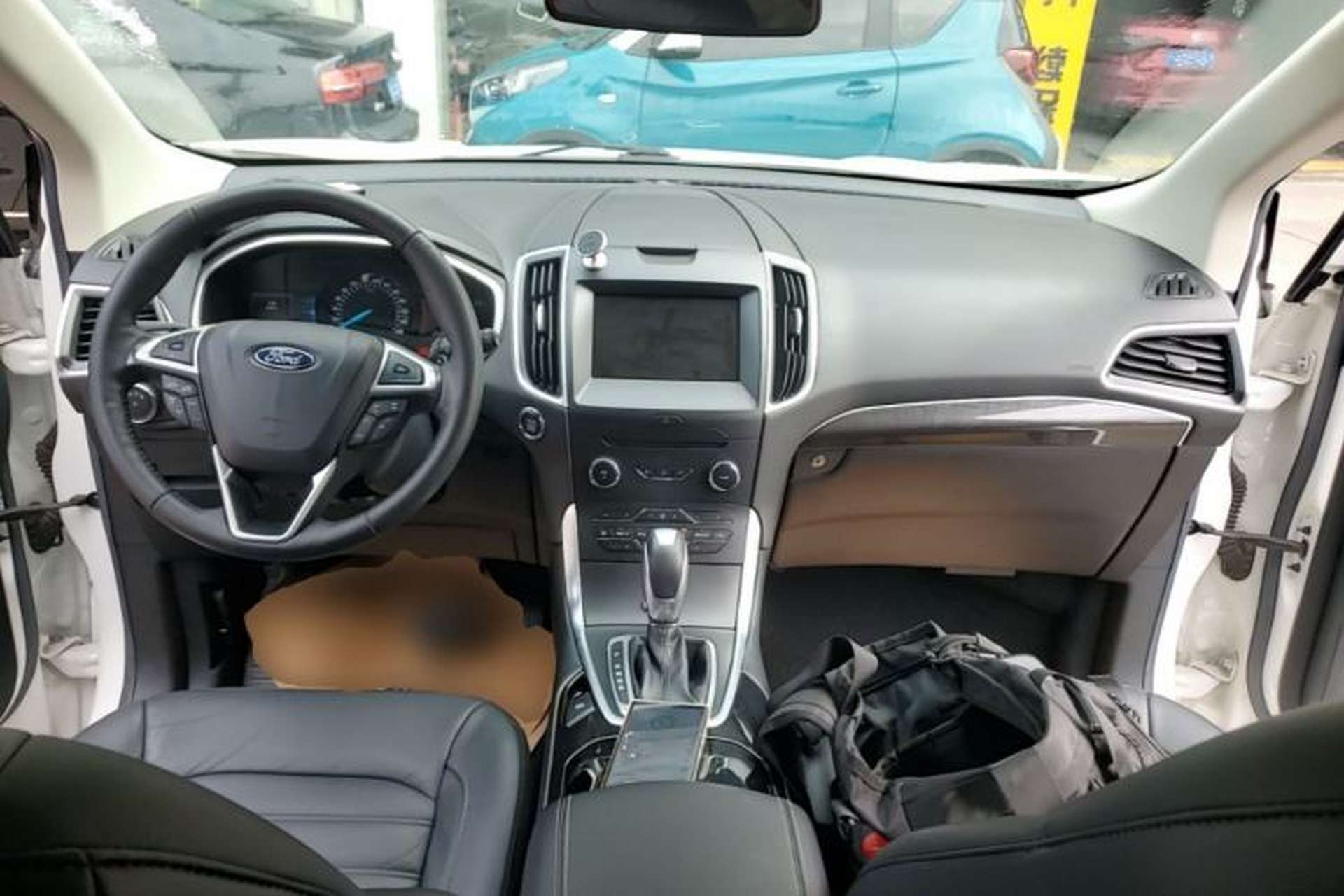 Used Ford Edge 2016 EcoBoost 245 Two-Wheel-Drive Titanium 7-Seater Center Console
