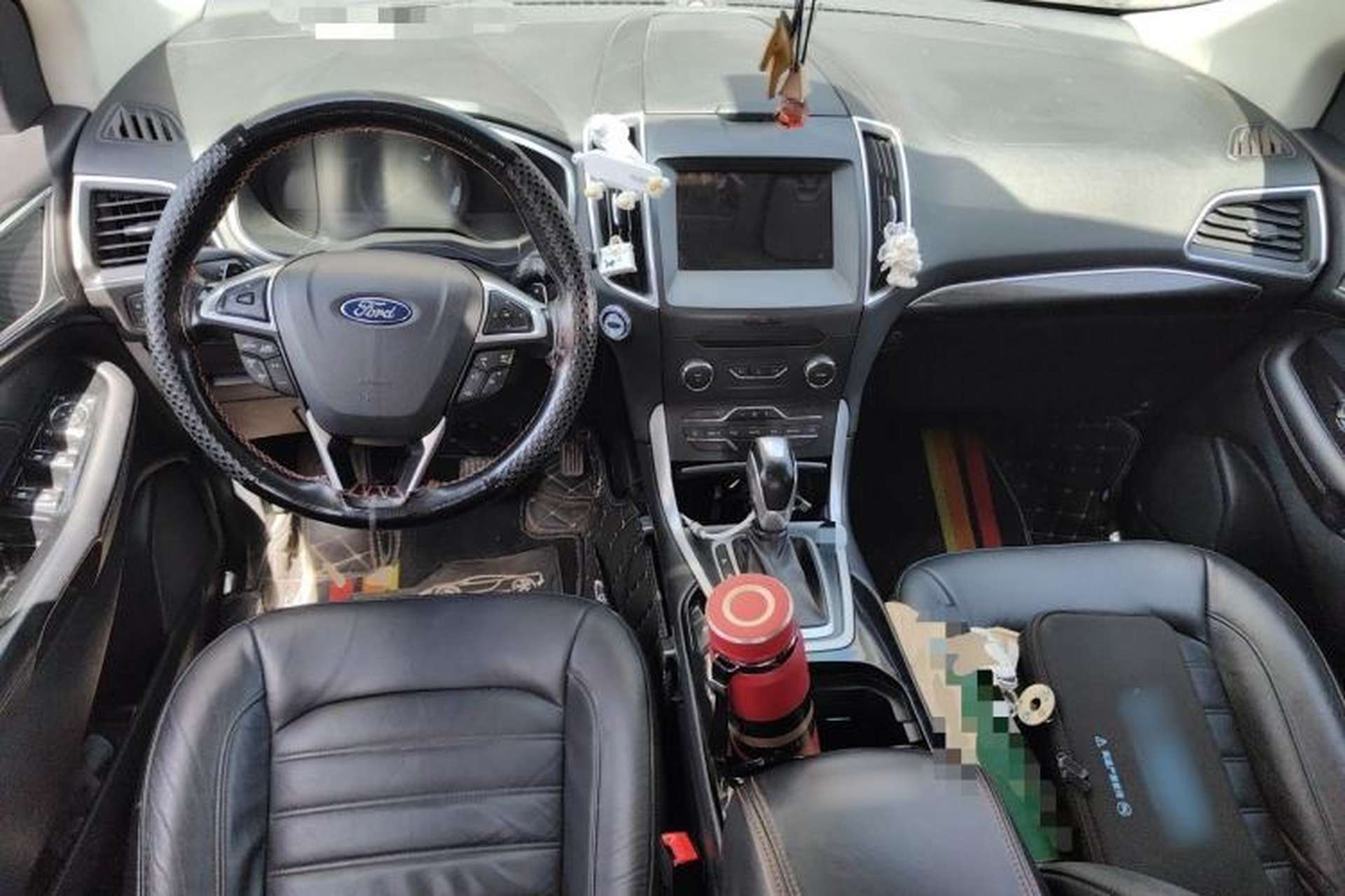 Used Ford Edge 2016 EcoBoost 245 Two-Wheel-Drive Titanium 7-Seater Center Console