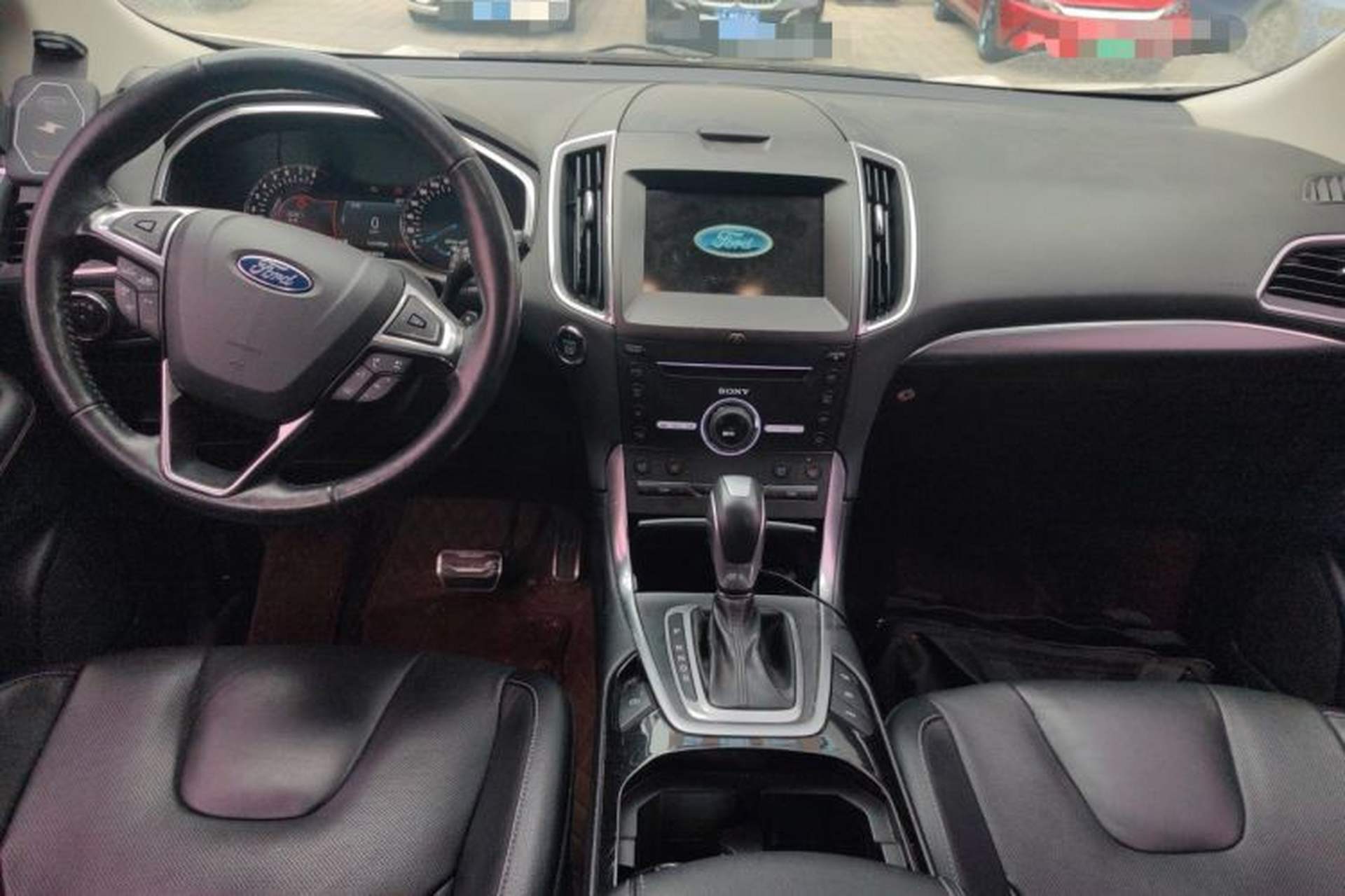 Used Ford Edge 2016 EcoBoost 245 Four-Wheel Drive Titanium 7-Seater Center Console