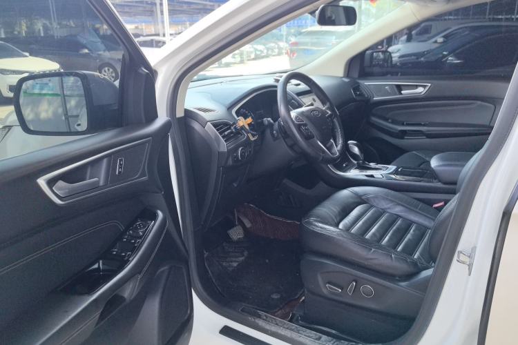 Used Ford Edge 2016 EcoBoost 245 Two-Wheel-Drive Titanium 7-Seater Driver Seat