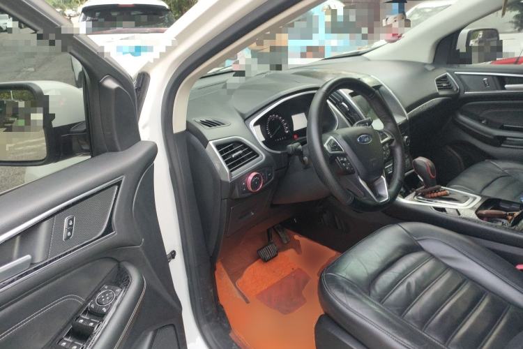 Used Ford Edge 2016 EcoBoost 245 Two-Wheel-Drive Titanium 7-Seater Driver Seat