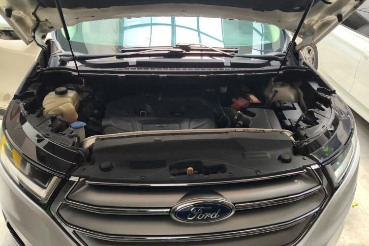Used Ford Edge 2016 EcoBoost 245 Four-Wheel Drive Titanium 7-Seater Engine Bay
