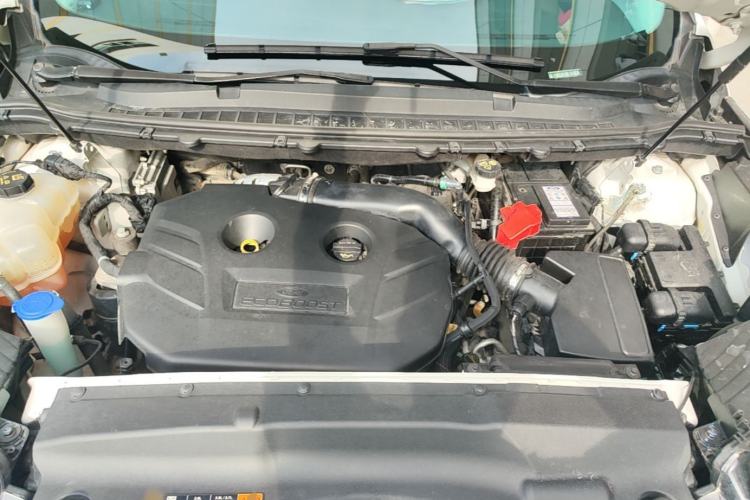 Used Ford Edge 2016 EcoBoost 245 Two-Wheel-Drive Platinum Edition 7-Seater Engine Bay