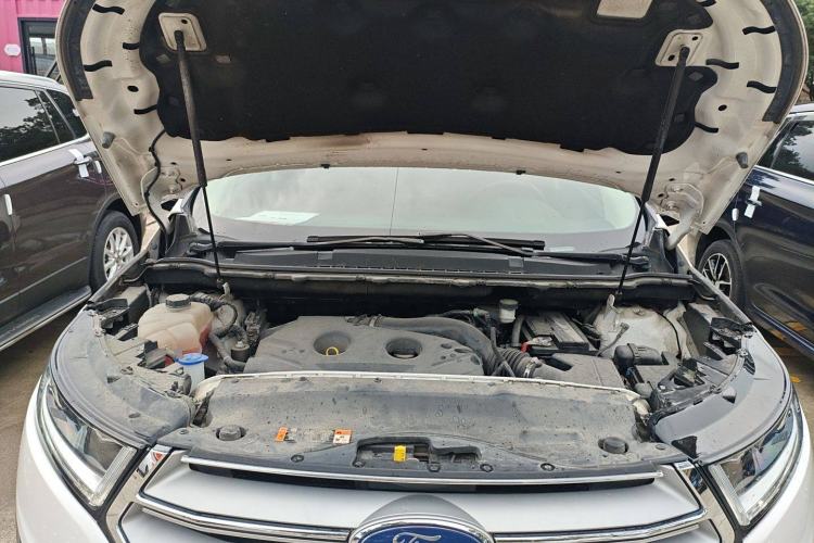 Used Ford Edge 2016 EcoBoost 245 Two-Wheel-Drive Titanium 7-Seater Engine Bay