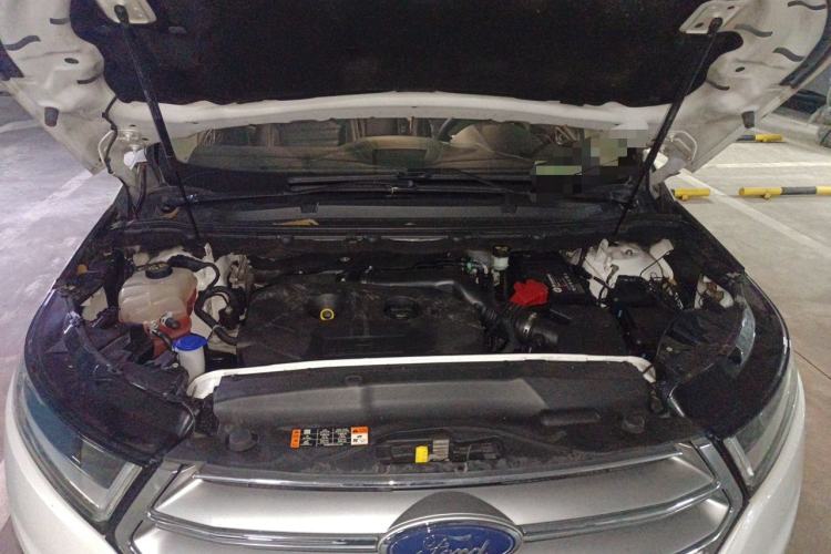 Used Ford Edge 2016 EcoBoost 245 Two-Wheel-Drive Titanium 7-Seater Engine Bay