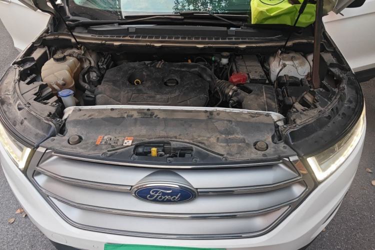 Used Ford Edge 2016 EcoBoost 245 Four-Wheel Drive Titanium 7-Seater Engine Bay