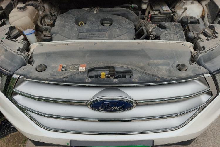 Used Ford Edge 2016 EcoBoost 245 Two-Wheel-Drive Titanium 7-Seater Engine Bay