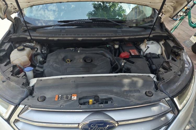 Used Ford Edge 2016 EcoBoost 245 Four-Wheel Drive Titanium 7-Seater Engine Bay