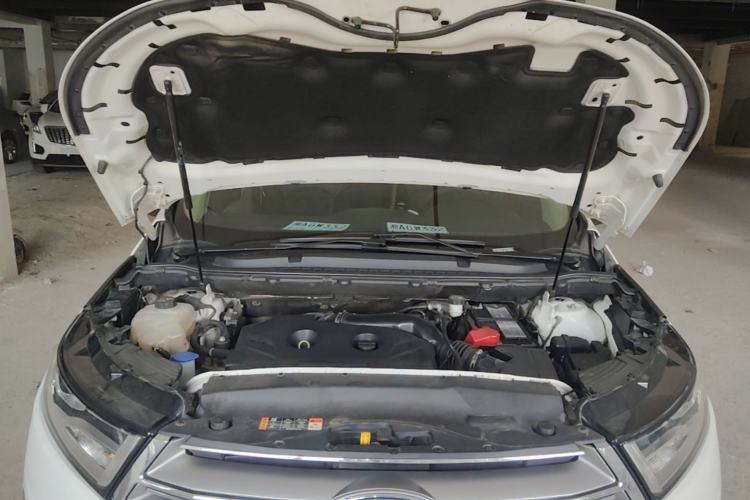 Used Ford Edge 2016 EcoBoost 245 Two-Wheel-Drive Titanium 5-Seater Engine Bay