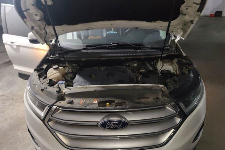 Used Ford Edge 2016 EcoBoost 245 Two-Wheel-Drive Titanium 7-Seater Engine Bay