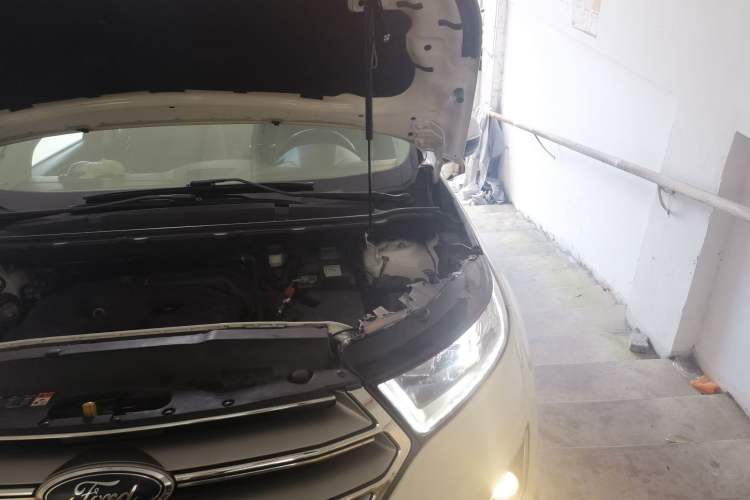Used Ford Edge 2016 EcoBoost 245 Four-Wheel Drive Titanium Edition 7-Seater Engine Bay Left