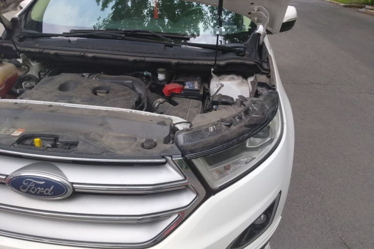 Used Ford Edge 2016 EcoBoost 245 Two-Wheel-Drive Titanium 5-Seater Engine Bay Left