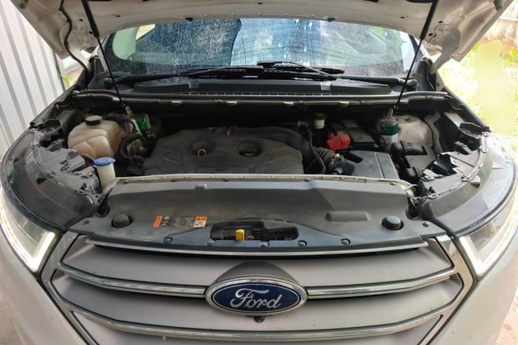 Used Ford Edge 2016 EcoBoost 245 Four-Wheel Drive Titanium Edition 7-Seater Engine Bay