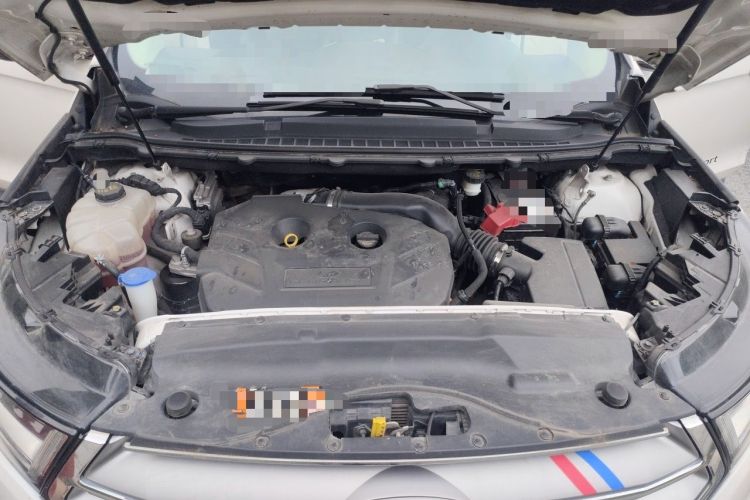 Used Ford Edge 2016 EcoBoost 245 Two-Wheel-Drive Titanium 7-Seater Engine Bay