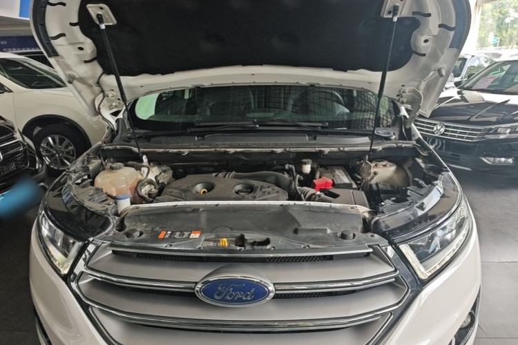 Used Ford Edge 2016 EcoBoost 245 Two-Wheel-Drive Titanium 7-Seater Engine Bay