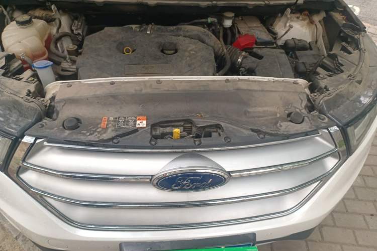 Used Ford Edge 2016 EcoBoost 245 Four-Wheel Drive Titanium 7-Seater Engine Bay