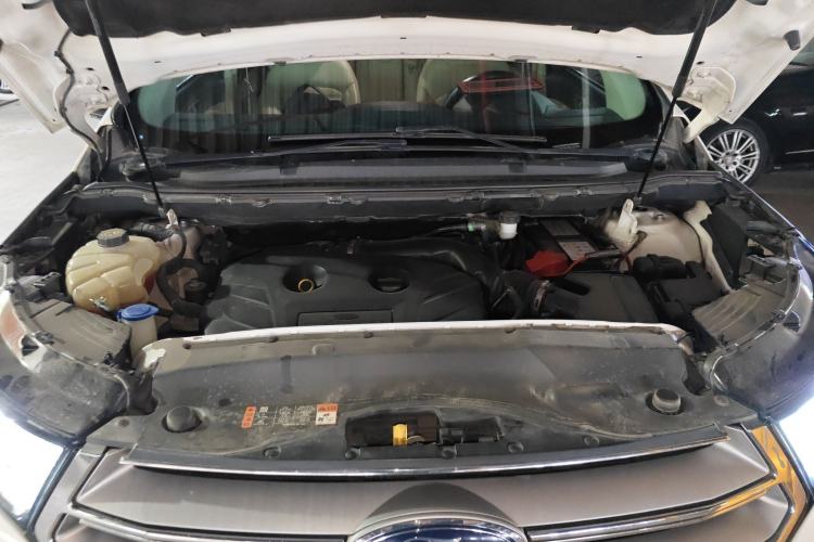 Used Ford Edge 2016 EcoBoost 245 Two-Wheel-Drive Titanium 5-Seater Engine Bay